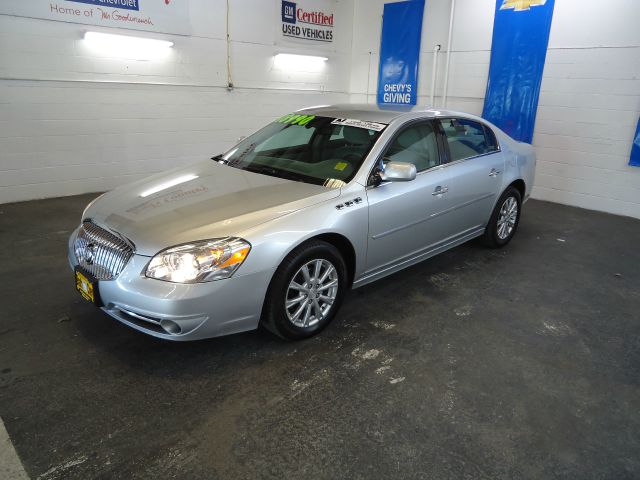 2010 Buick Lucerne GS 460 Sedan 4D