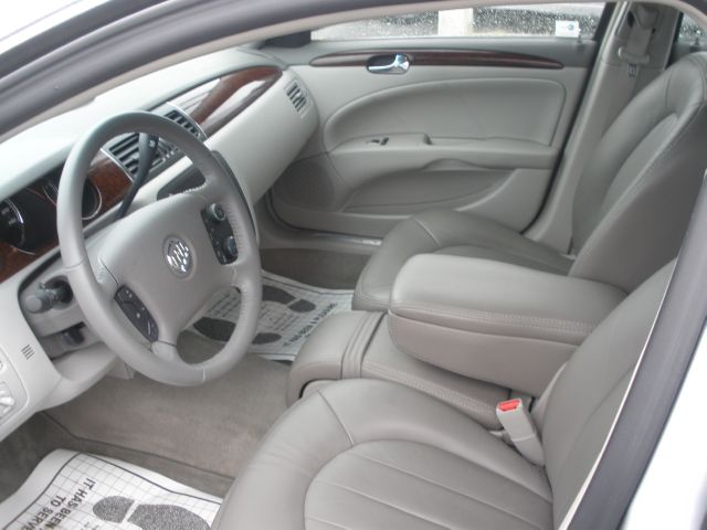 2011 Buick Lucerne GS 460 Sedan 4D