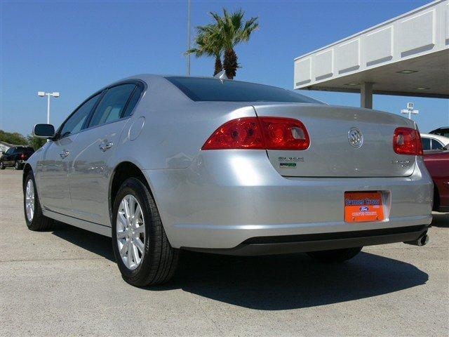 2011 Buick Lucerne All The Whistlesbells