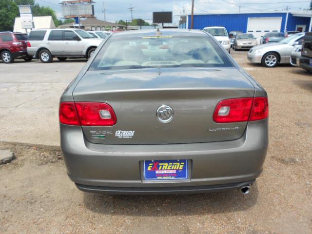 2011 Buick Lucerne GS 460 Sedan 4D