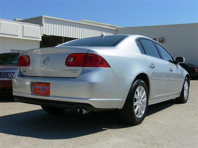 2011 Buick Lucerne All The Whistlesbells