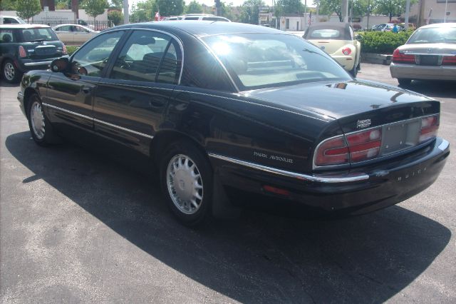 1998 Buick Park Avenue Base