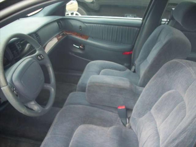 1998 Buick Park Avenue Base