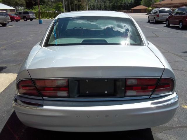 1999 Buick Park Avenue Base