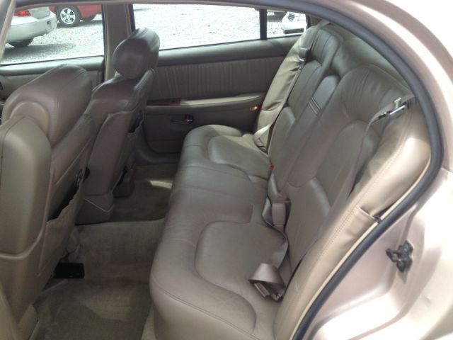 1999 Buick Park Avenue Base