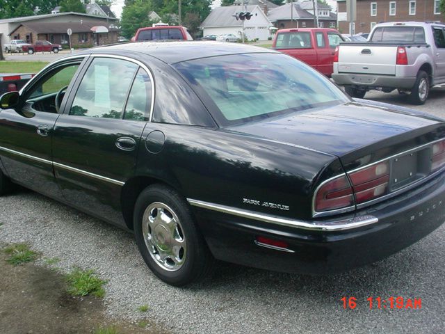 1999 Buick Park Avenue Base