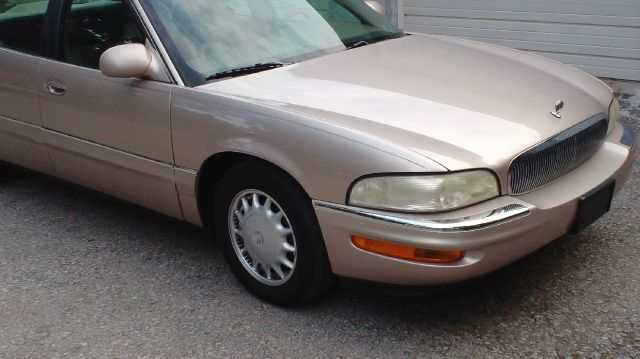 1999 Buick Park Avenue Base