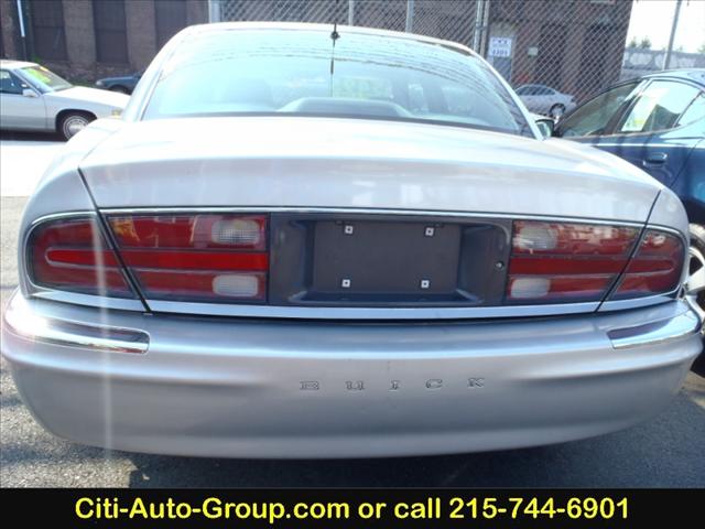 2001 Buick Park Avenue Base