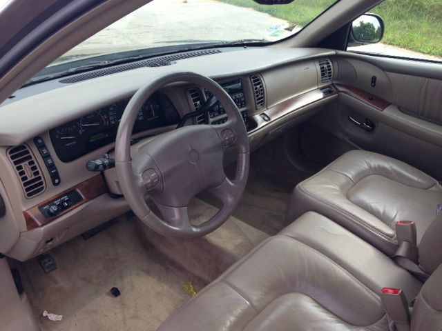 2001 Buick Park Avenue Base