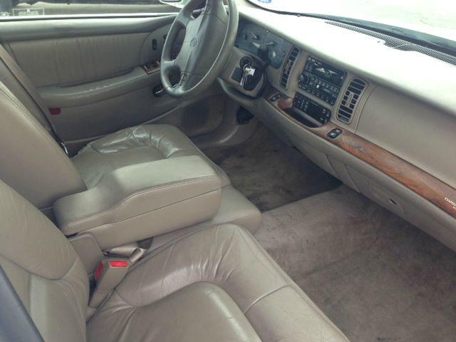 2001 Buick Park Avenue Base