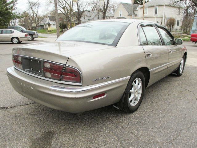 2002 Buick Park Avenue Base