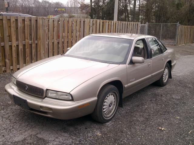 1996 Buick REGAL SLE 2WD Coupe