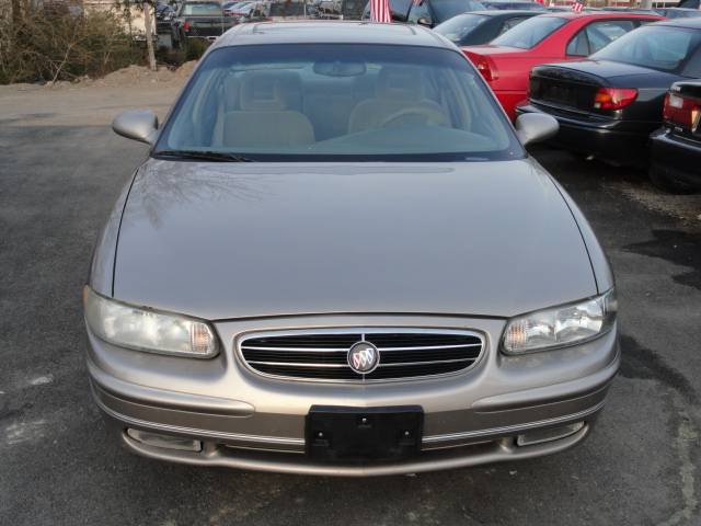 1999 Buick REGAL Sedan I4 CVT 2.0 S