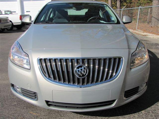 2011 Buick REGAL EX 4D Hardtop