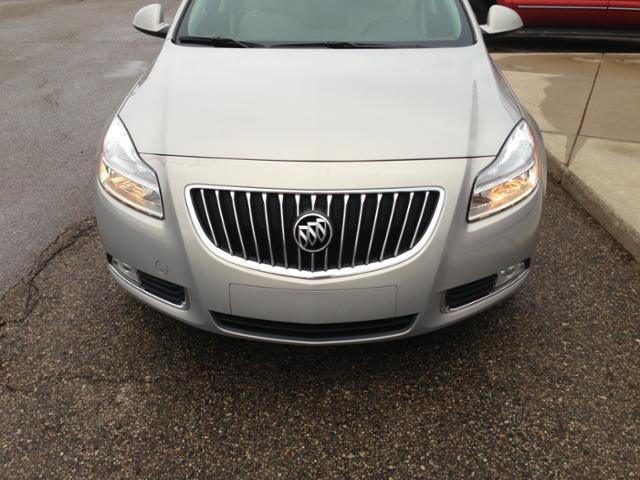 2011 Buick REGAL LS Loaded