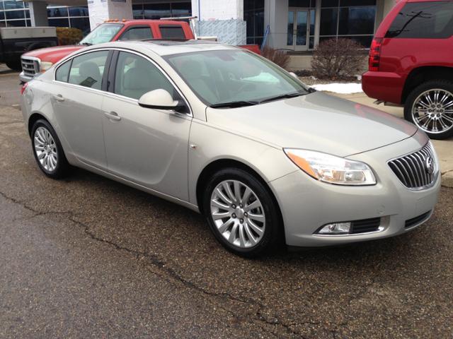 2011 Buick REGAL LS Loaded