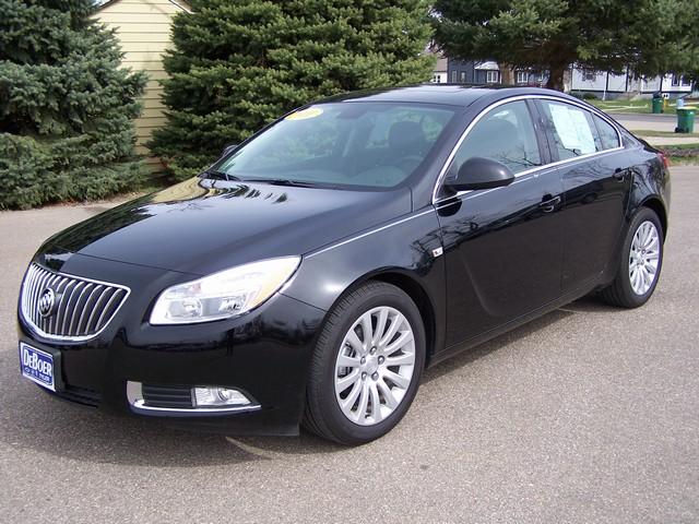 2011 Buick REGAL 2009 Kia 5 SX