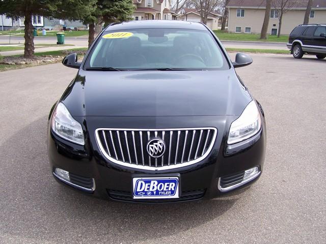 2011 Buick REGAL 2009 Kia 5 SX