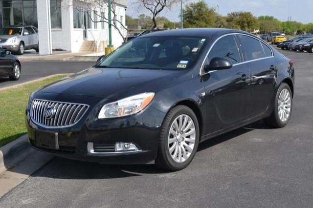 2011 Buick REGAL ZR5