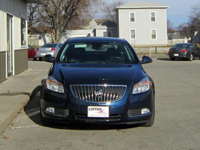 2011 Buick REGAL 2.8 Quattro AWD