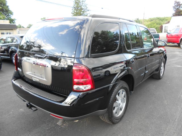 2004 Buick Rainier Clean Carfax - ONE Owner