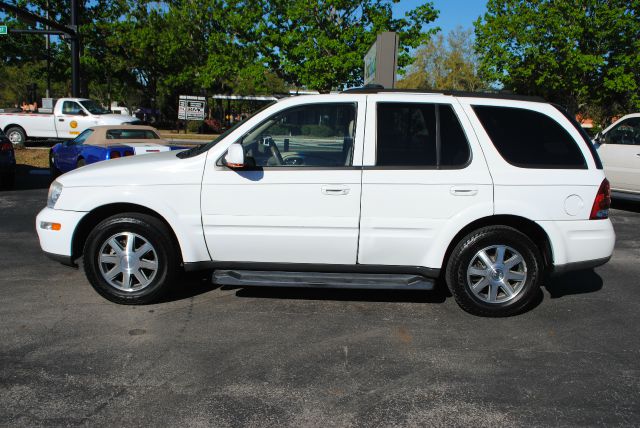 2004 Buick Rainier Limited-sunroof-4wd-2nd Bench-leather-cd/tape