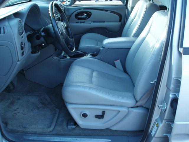 2005 Buick Rainier Convertible LX