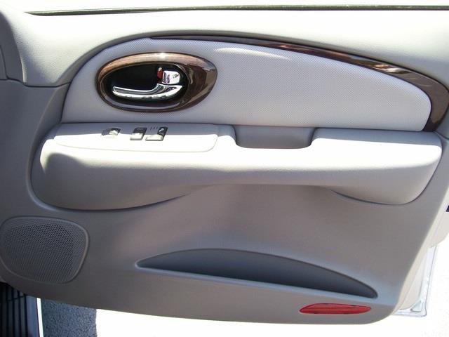 2006 Buick Rainier All The Whistlesbells