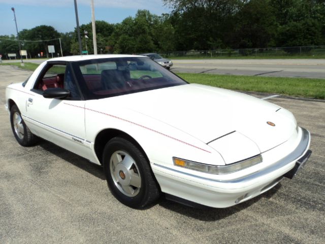 1989 Buick Reatta Coupe