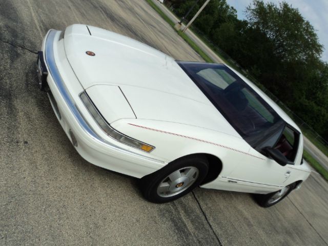 1989 Buick Reatta Coupe