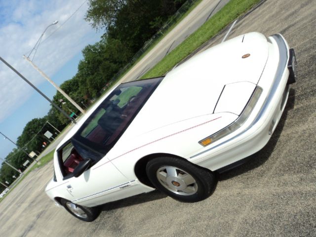 1989 Buick Reatta Coupe