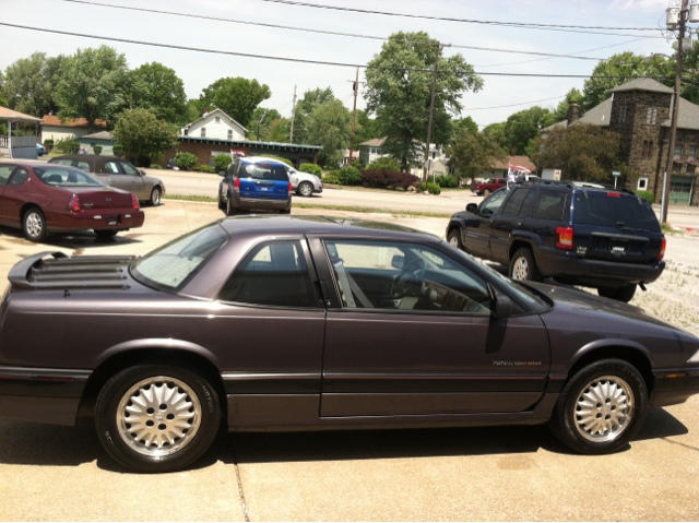 1994 Buick REGAL 4x4 Regular Cab SXT