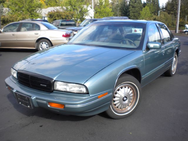 1994 Buick REGAL SLE 2WD Coupe