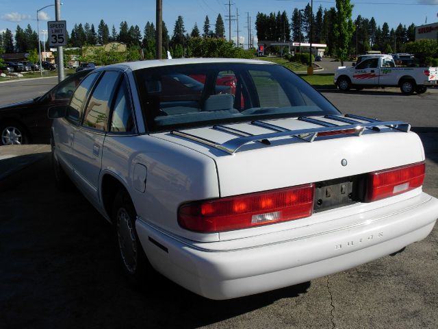 1995 Buick REGAL SLE 2WD Coupe