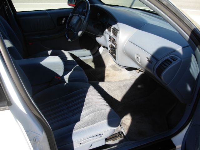 1995 Buick REGAL SLE 2WD Coupe