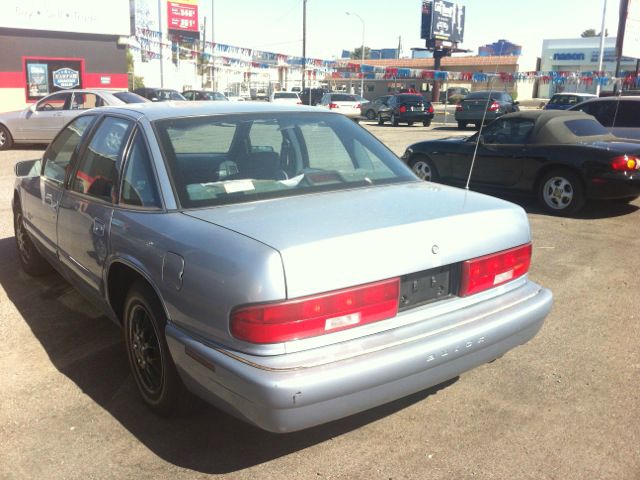 1995 Buick REGAL SLE 2WD Coupe