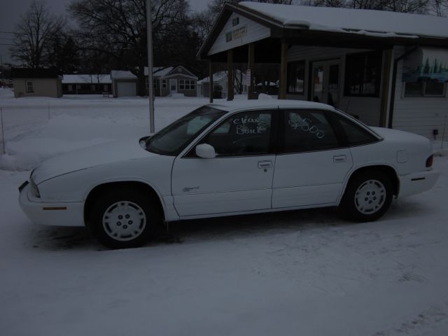 1995 Buick REGAL SLE 2WD Coupe