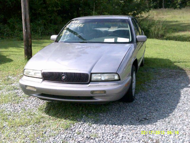 1996 Buick REGAL SLE 2WD Coupe