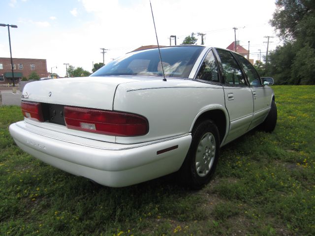 1996 Buick REGAL SLE 2WD Coupe