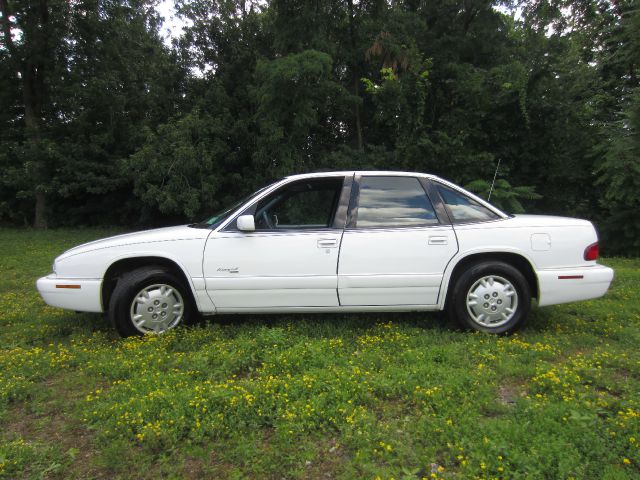 1996 Buick REGAL SLE 2WD Coupe