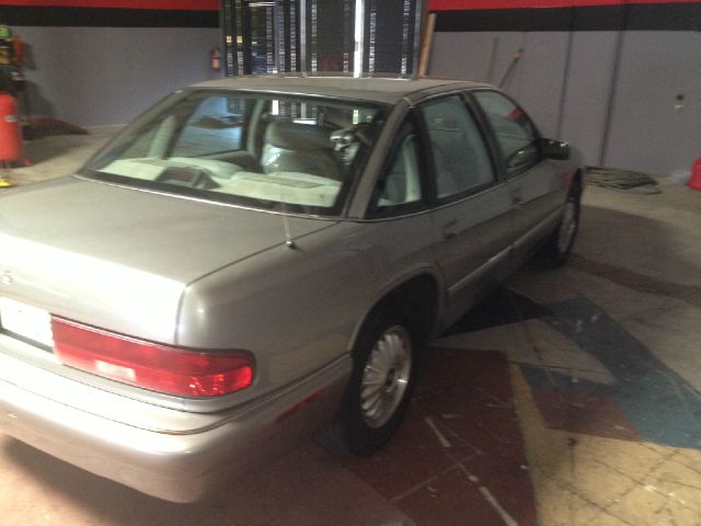 1996 Buick REGAL SLE 2WD Coupe