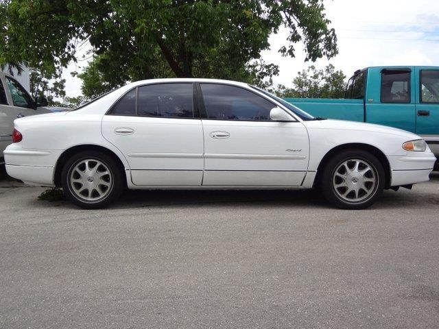 1999 Buick REGAL S 5 Passenger