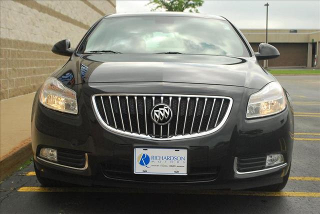 2011 Buick REGAL Unknown