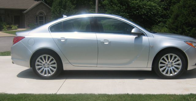 2011 Buick REGAL E350 Coupe AMG Sport WE Finance