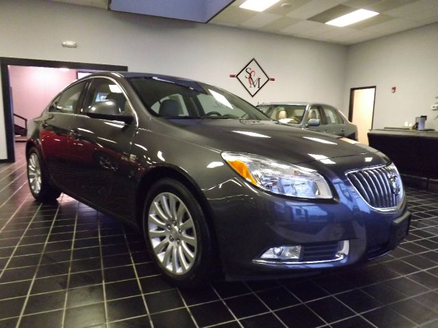 2011 Buick REGAL 2009 Kia 5 SX