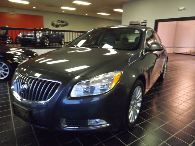 2011 Buick REGAL 2009 Kia 5 SX