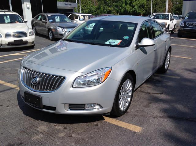 2011 Buick REGAL ZR5