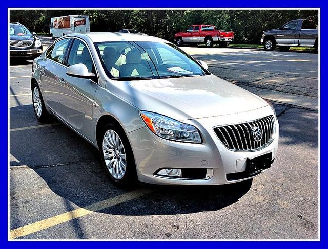 2011 Buick REGAL ZR5