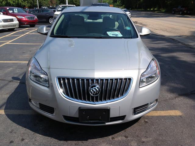 2011 Buick REGAL ZR5