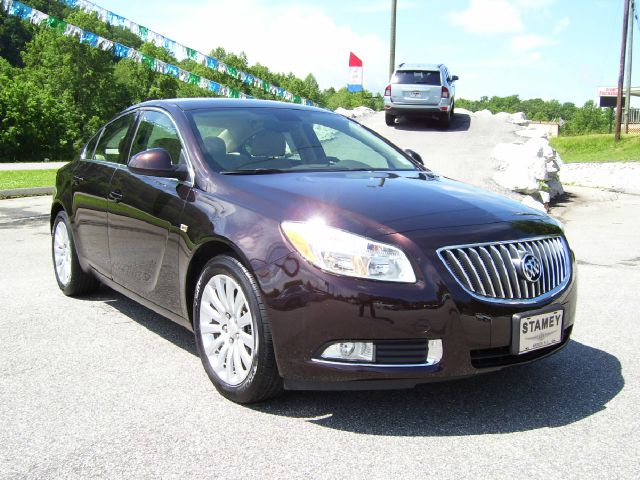 2011 Buick REGAL Diesel 2WD Eddie Bauer